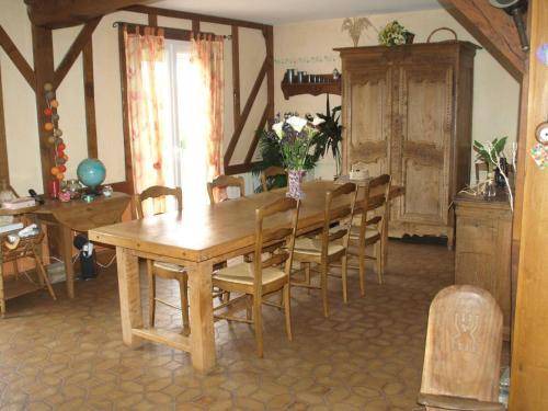 Corneville-sur-Risle Bed & Breakfast | 13 m² Bed and breakfast ∙ 2 guests