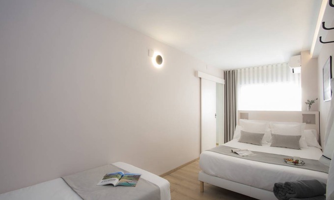 L'Amistat Cabin | 13 m² Private room ∙ 3 guests
