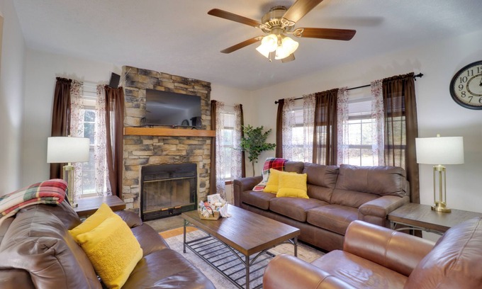Elkton House | 13 Mi to Nat'l Park: Shenandoah Valley Home!