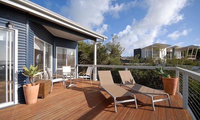 Encounter Bay House | 13 Olivebank - BYO Linen - Ocean Views
