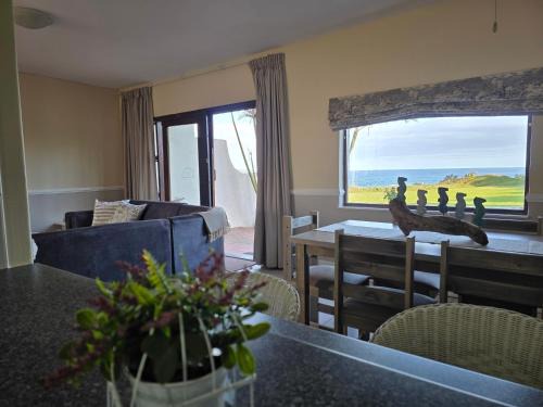 Port Edward Apartment | 13 Seaverge