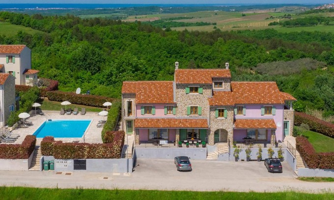 Baredine Other | 130 m² Accommodation ∙ 3 bedrooms ∙ 6 guests