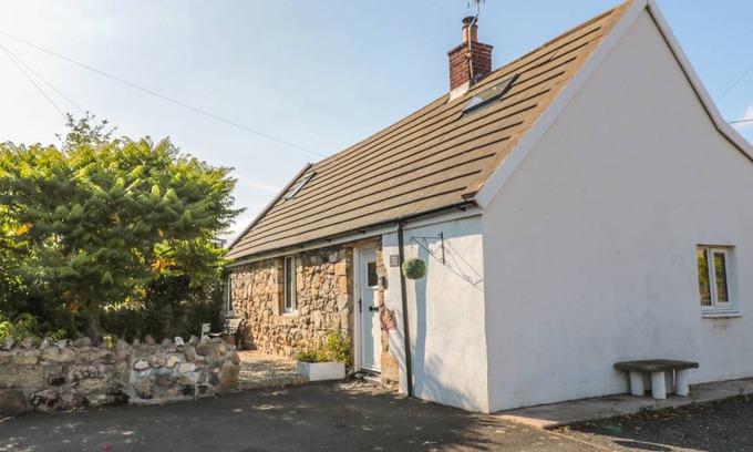 Lowick Cottage | 130 m² Cottage ∙ 3 bedrooms ∙ 6 guests