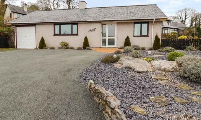 Llanycil Cottage | 130 m² Cottage ∙ 3 bedrooms ∙ 5 guests