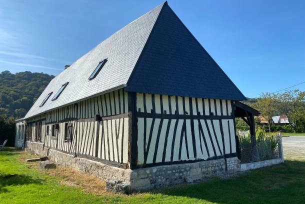 Jumieges House | 130 m² House ∙ 4 bedrooms ∙ 8 guests