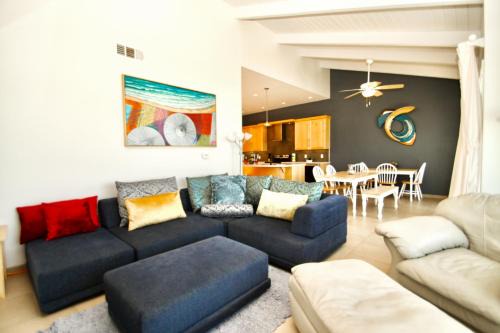 South Oceanside Apartment | 1301 S Pacific #A