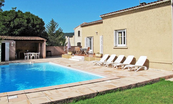 Prunelli-di-Fiumorbo Apartment | 135 m² Apartment ∙ 3 bedrooms ∙ 6 guests