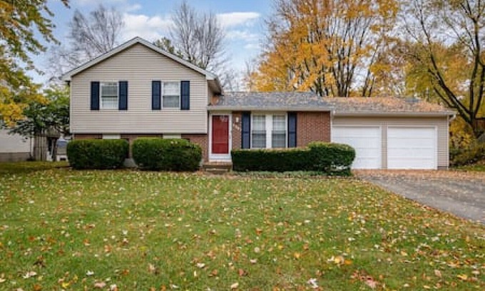 Mason House | 1387 Firethorne · Inviting home with private fenced yard for pets