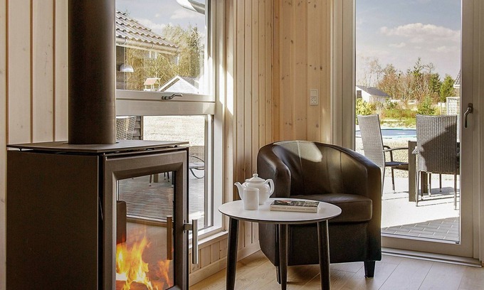 Fjellerup Strand House | 14 person holiday home in Glesborg