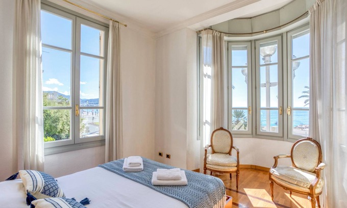 Fabron Villa | #15 4-bedroom villa in pleasant Nice with WiFi, AC. Enjoy your stay