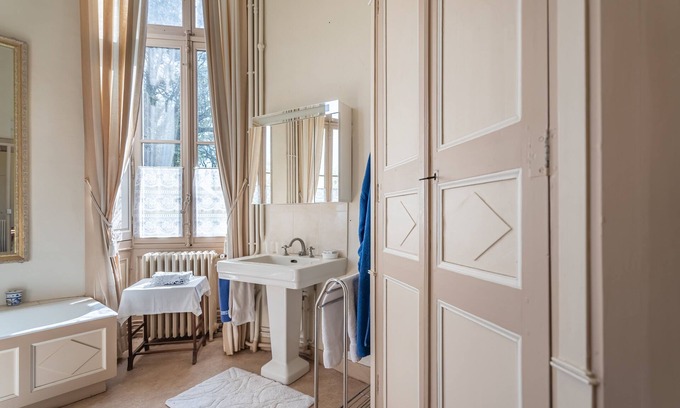 Dangeul Other | 15 Bedroom Castle in Dangeul