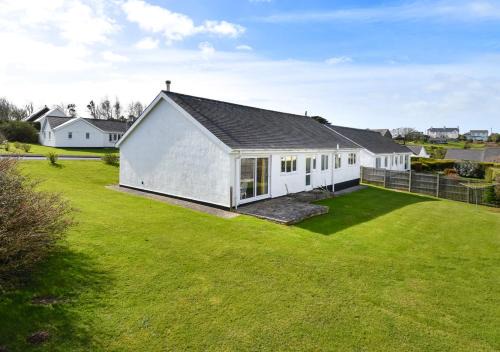 Bwlchtocyn House | 15 Lon Cernyw