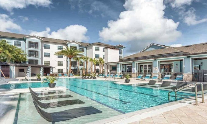 Florida Central Atlantic Coast Apartment | 15 min to Parks King Bed Apt with Pool and Gym