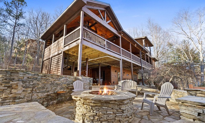 Morganton Cabin | 15% off Weekly Stays! Luxurious Large Blue Ridge Mtn. Cabin with Hot Tub!