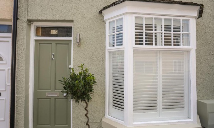 Beaumaris House | 15 Rosemary Lane