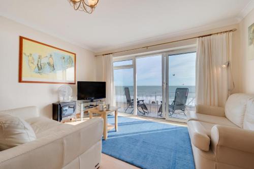 Saundersfoot Apartment | 15 Strandways