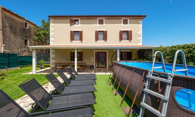 Cepljani House | 150 m² House ∙ 1 bedroom ∙ 7 guests