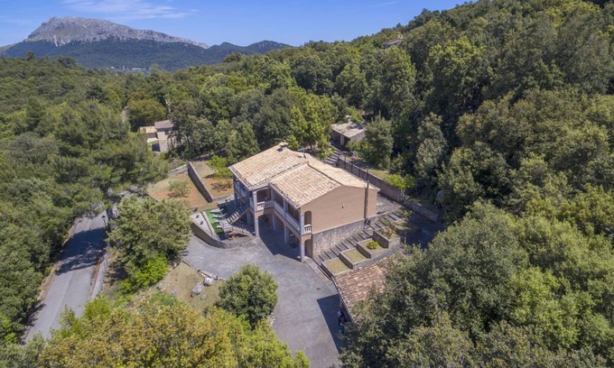 Escorca House | 150 m² House ∙ 3 bedrooms ∙ 6 guests