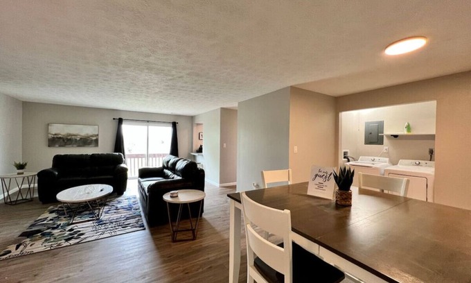 Middletown Condo | 1520 L Bonita · TWO Bedroom Middletown Apartment FREE Laundry