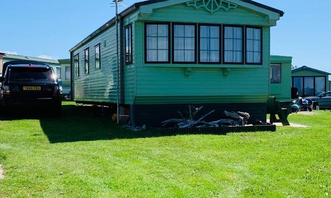Tywyn Other | 157 Amour Caravan