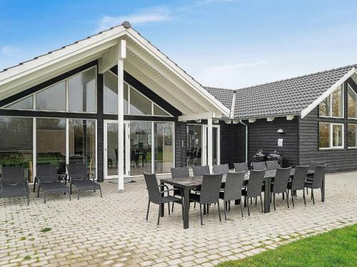 Olpenitz House | 16 person holiday home in Hasselberg
