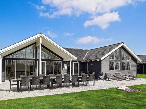Olpenitz House | 16 person holiday home in Hasselberg