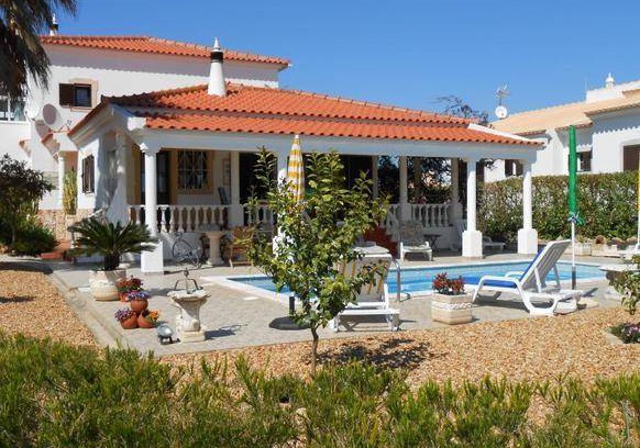 Castro Marim House | 166 m² House ∙ 4 bedrooms ∙ 8 guests