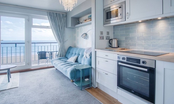 Saundersfoot Apartment | 17 Beach Court - 2 Bed Apartment - Saundersfoot