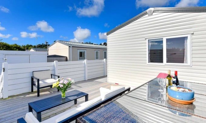 Rhyd-y-clafdy Ski Chalet | 17 Crugan in the beautiful Pwllheli