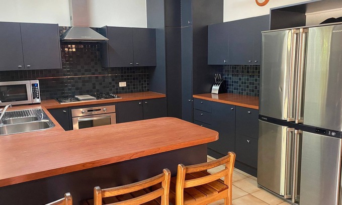 Exmouth House | 17 Ingleton Street - Pet Friendly
