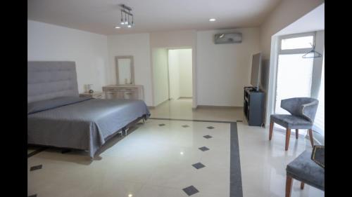 Torreon House | 17, Suite for two people