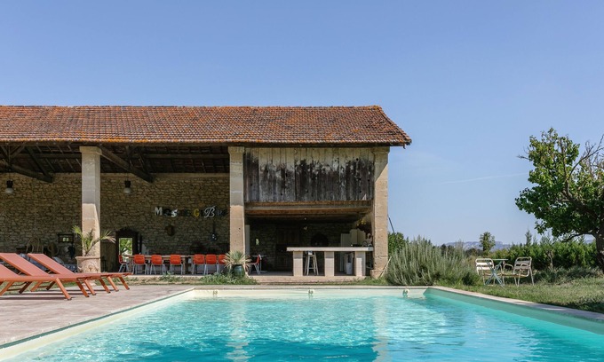 Saint-Etienne-du-Gres Other | 17th century farmhouse between Avignon and Arles/14 people
