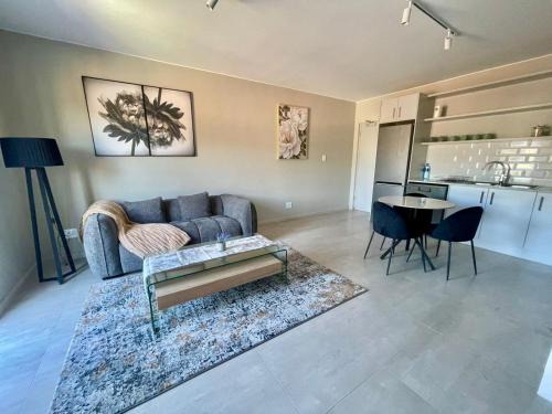 Bloubergstrand Apartment | 18 On 40 North