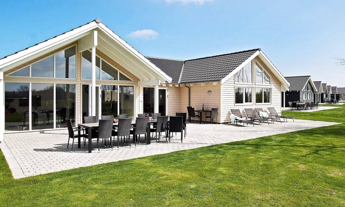 Olpenitz House | 18 person holiday home in Hasselberg