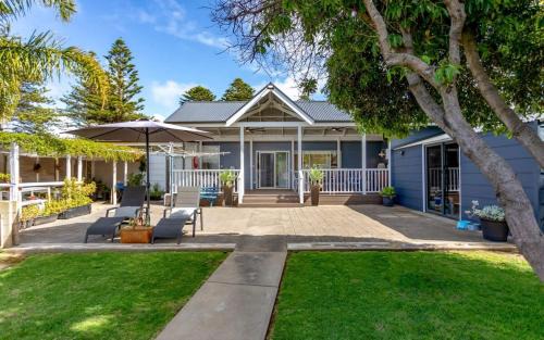 Port Elliot House | 18 Strangways Tce Port Elliot - Linen Included