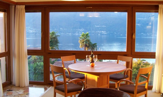 Villaggio Belmonte Apartment | 180 ° panoramic lake view - 3 rooms Apartment Lago Maggiore balcony pool beach tennis WiFi