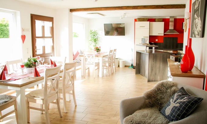 Hayingen Apartment | 180 m² Apartment ∙ 5 bedrooms ∙ 17 guests