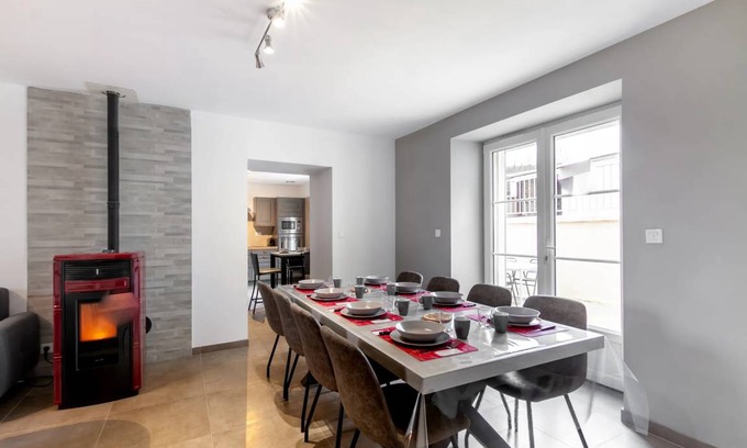 Vichel-Nanteuil House | 180 m² House ∙ 4 bedrooms ∙ 10 guests