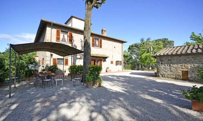 Monsigliolo Villa | 180 m² Villa ∙ 4 bedrooms ∙ 8 guests