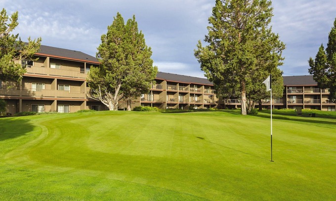 Redmond Resort | 1800 acres with abundant wildlife!