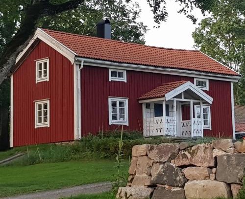 Varnamo House | 1800-tals torp i landsbygd nära till allt