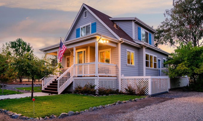 Cloverdale House | 19-Acre Russian River Wine Country Retreat, Private Beaches, beautiful house