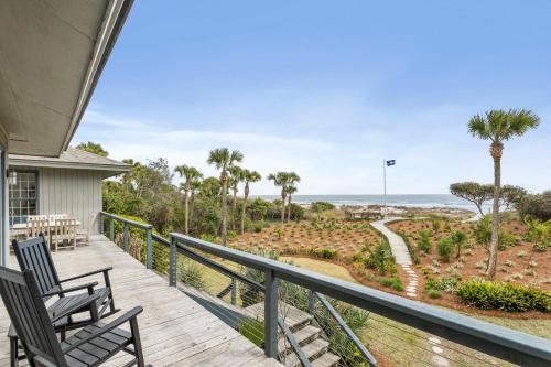 West Beach House | 19 Eugenia Avenue by Akers Ellis Rentals