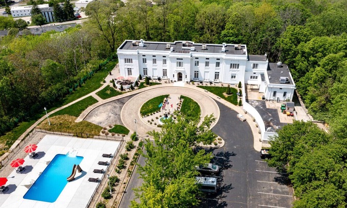 Kettering Villa | 1917 Historical Mansion with Outdoor Pool on 5 acres in the middle of the city.