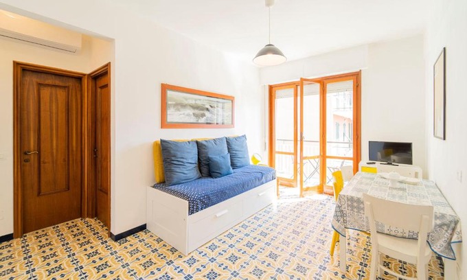 Cavi Apartment | 194 - A casa di Andrea, Cavi di Lavagna a soli 80metri dal mare - PARCHEGGIO PRIVATO SOLO PER AUTO DI DIMENSIONI RIDOTTE O MOTO