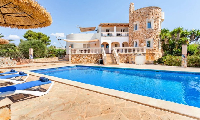 Son Moja Villa | 194 m² Villa ∙ 5 bedrooms ∙ 10 guests