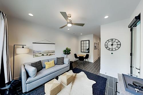 Hillsboro Village Apartment | 19th & Wedgewood