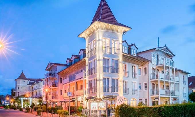 Kuehlungsborn Hotel | 1A beach location in Ostseebad Kühlungsborn