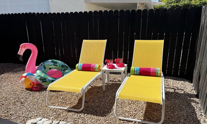Palm Desert Cottage | 1Bd/1Ba Cozy, Private Guest House with own yard, pool and parking