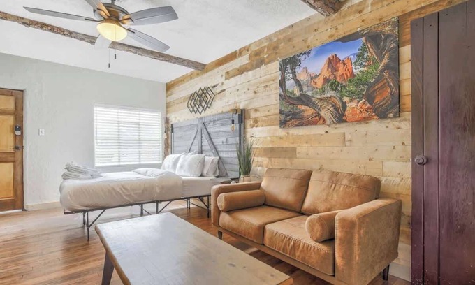 West Colorado Springs Apartment | 1bd Suite Close to Hiking & Biking